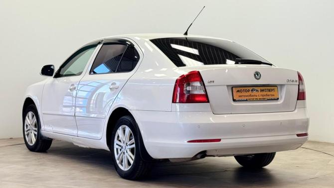 Skoda Octavia II (A5) Рестайлинг с пробегом 2010 года, цена 490 000 рублей, 237729 км, лифтбек, Автокод Объявления