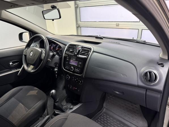 Renault Sandero II с пробегом 2017 года, цена 1 150 000 рублей, 92004 км, хэтчбек, Автокод Объявления