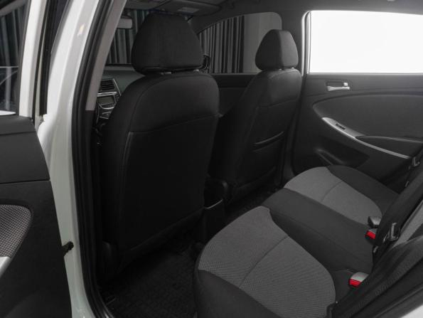 Hyundai Solaris I с пробегом 2014 года, цена 869 000 рублей, 105222 км, хэтчбек, Автокод Объявления