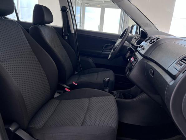 Skoda Fabia II Рестайлинг с пробегом 2013 года, цена 650 000 рублей, 139906 км, хэтчбек, Автокод Объявления