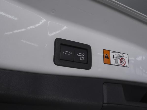 Toyota RAV4 VI (XA60) с пробегом 2025 года, цена 4 590 000 рублей, 38 км, внедорожник, Автокод Объявления