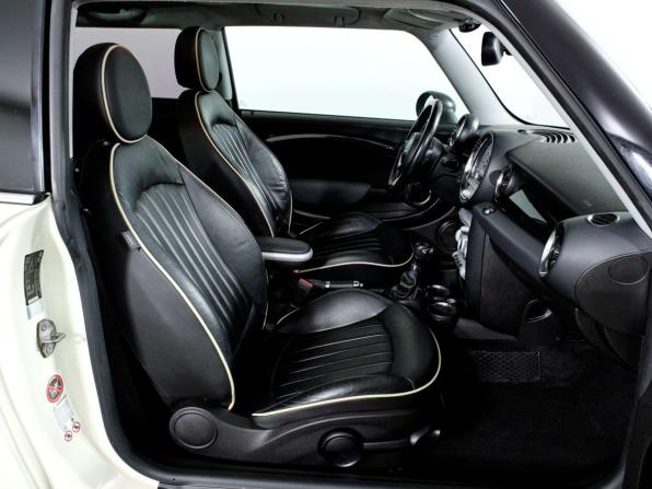 Mini Hatch II (R56) с пробегом 2010 года, цена 798 000 рублей, 257518 км, хэтчбек, Автокод Объявления