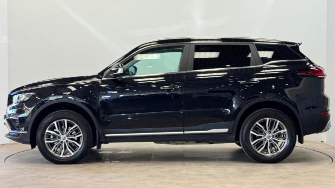 Geely Atlas Pro с пробегом 2024 года, цена 2 200 000 рублей, 48682 км, внедорожник, Автокод Объявления