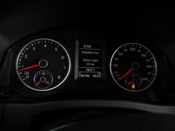 Volkswagen Tiguan I с пробегом 2011 года, цена 865 000 рублей, 296705 км, внедорожник, Автокод Объявления