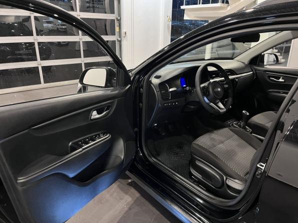 Kia Rio IV с пробегом 2018 года, цена 1 355 000 рублей, 158990 км, хэтчбек, Автокод Объявления