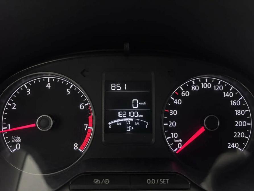 Volkswagen Polo V Рестайлинг Псков  - изображение 10