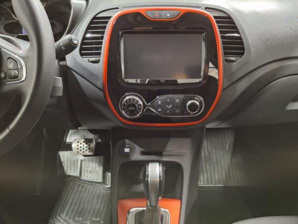 Renault Kaptur I с пробегом 2018 года, цена 1 650 000 рублей, 34182 км, внедорожник, Автокод Объявления