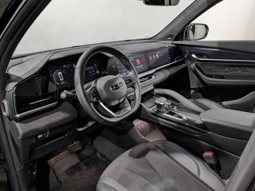 Geely Monjaro I Москва  - изображение 15