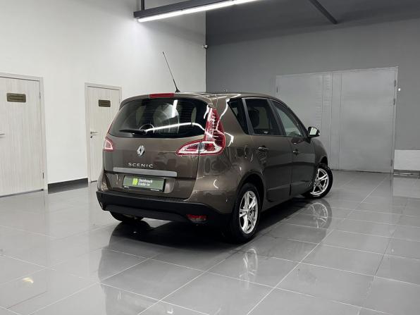 Renault Scenic III с пробегом 2011 года, цена 745 000 рублей, 187165 км, компактвэн, Автокод Объявления