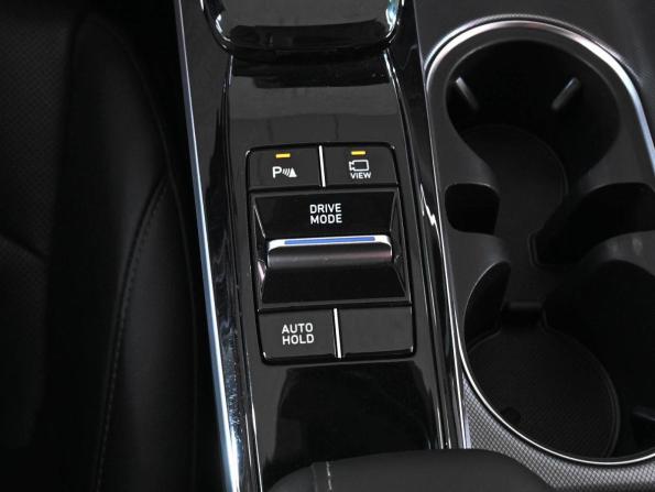 Hyundai Sonata VIII (DN8) с пробегом 2021 года, цена 2 799 000 рублей, 73098 км, седан, Автокод Объявления
