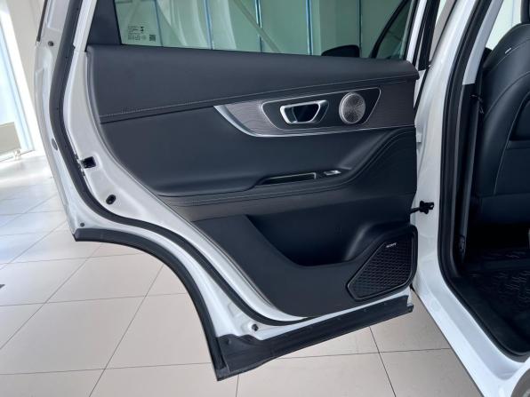 Chery Tiggo 8 Pro Max I Рестайлинг с пробегом 2024 года, цена 2 480 000 рублей, 16973 км, внедорожник, Автокод Объявления