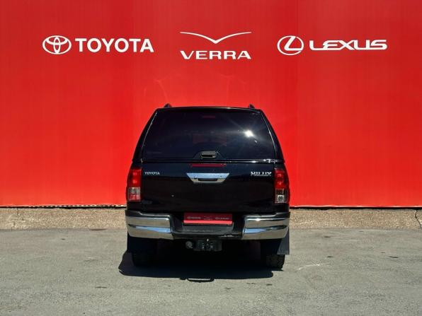Toyota Hilux VIII с пробегом 2019 года, цена 3 690 000 рублей, 176030 км, offers.body_type.unknown, Автокод Объявления