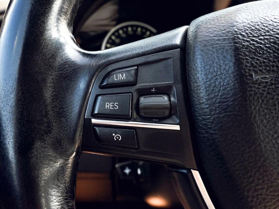 BMW 5 серии VI (F10/F11/F07) Рестайлинг Екатеринбург  - изображение 14