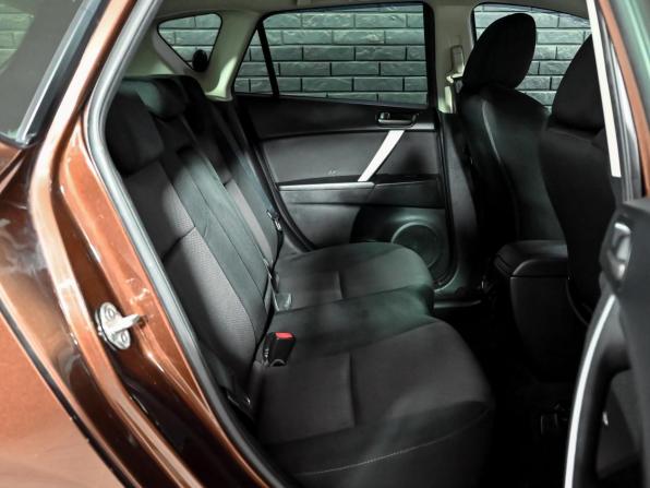 Mazda 3 II (BL) Рестайлинг с пробегом 2012 года, цена 1 050 000 рублей, 117029 км, хэтчбек, Автокод Объявления