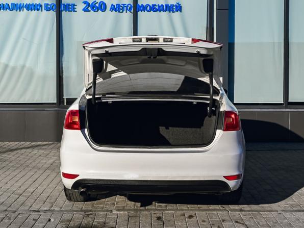 Volkswagen Jetta VI с пробегом 2012 года, цена 979 000 рублей, 205526 км, седан, Автокод Объявления