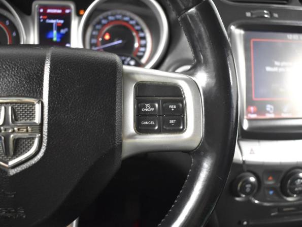 Dodge Journey I Рестайлинг с пробегом 2012 года, цена 1 259 900 рублей, 263236 км, внедорожник, Автокод Объявления