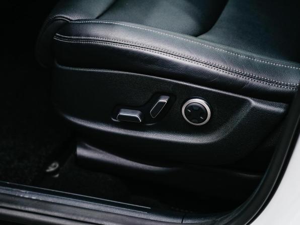 Genesis GV70 I с пробегом 2021 года, цена 5 750 000 рублей, 20471 км, внедорожник, Автокод Объявления