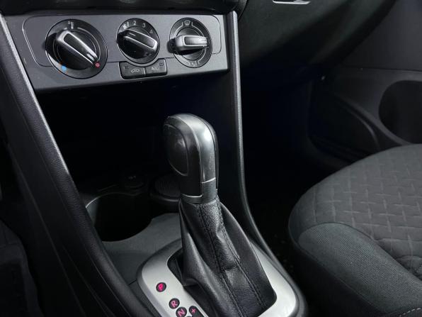 Volkswagen Polo V Рестайлинг с пробегом 2019 года, цена 1 250 000 рублей, 108910 км, седан, Автокод Объявления