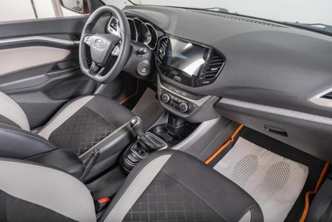 Lada (ВАЗ) Vesta I с пробегом 2018 года, цена 1 279 000 рублей, 127300 км, седан, Автокод Объявления