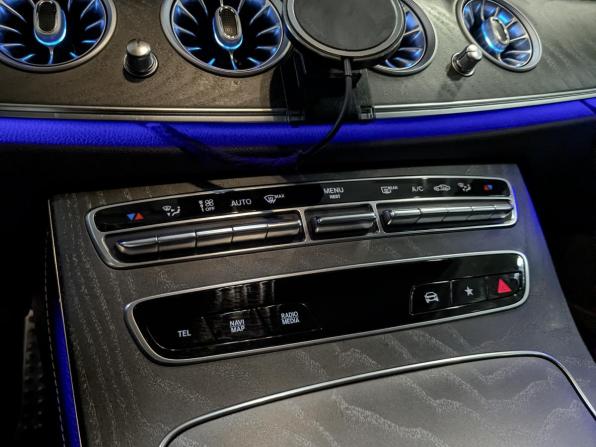 Mercedes-Benz E-Класс V (W213 S213 C238) Рестайлинг с пробегом 2022 года, цена 5 990 000 рублей, 51499 км, седан, Автокод Объявления