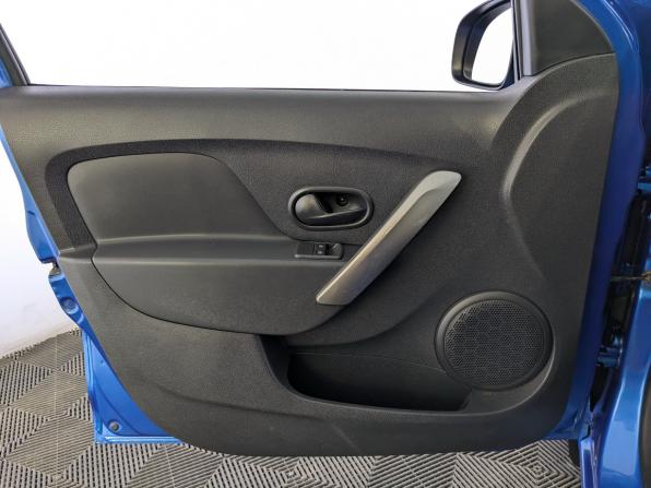 Renault Sandero II с пробегом 2014 года, цена 850 000 рублей, 53883 км, хэтчбек, Автокод Объявления