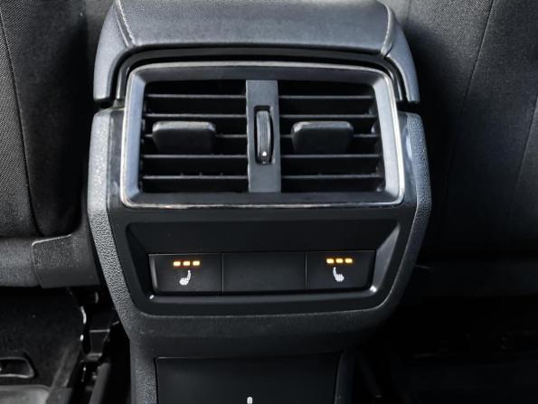 Skoda Karoq I с пробегом 2021 года, цена 2 809 000 рублей, 64865 км, внедорожник, Автокод Объявления