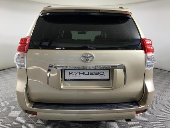 Toyota Land Cruiser Prado 150 Series с пробегом 2011 года, цена 2 080 000 рублей, 209850 км, внедорожник, Автокод Объявления