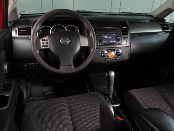 Nissan Tiida I Рестайлинг с пробегом 2013 года, цена 699 000 рублей, 314297 км, хэтчбек, Автокод Объявления