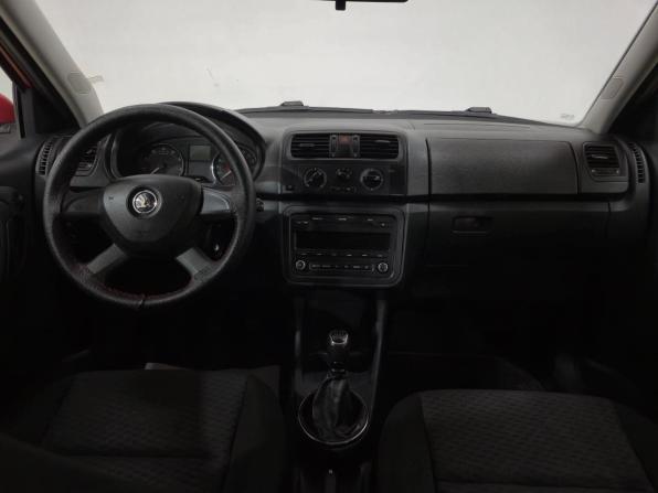 Skoda Fabia II Рестайлинг с пробегом 2013 года, цена 420 000 рублей, 296691 км, хэтчбек, Автокод Объявления