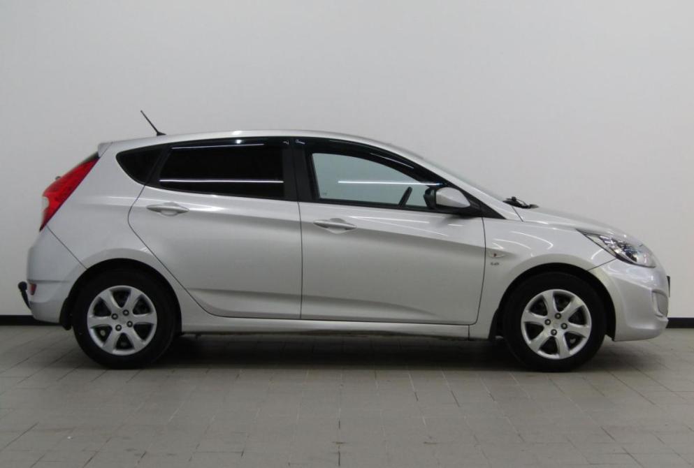 Hyundai Solaris I Екатеринбург  - изображение 7