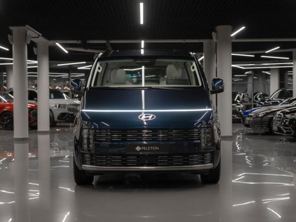 Hyundai Staria I Рестайлинг с пробегом 2026 года, цена 7 600 000 рублей, 70 км, минивэн, Автокод Объявления