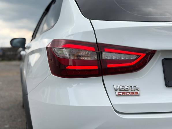 Lada (ВАЗ) Vesta I Рестайлинг (NG) с пробегом 2024 года, цена 1 345 000 рублей, 36000 км, универсал, Автокод Объявления