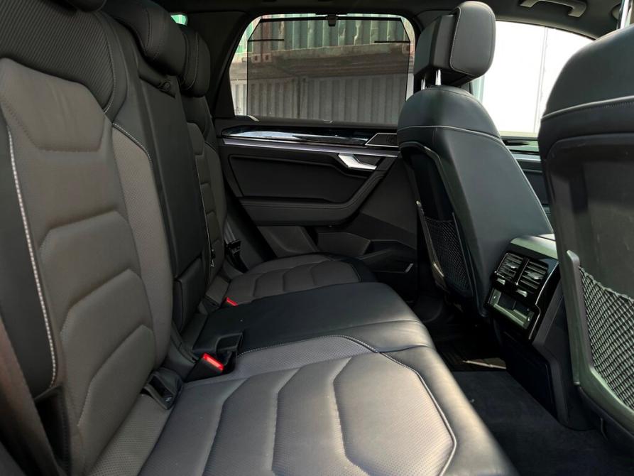 Volkswagen Touareg III Рестайлинг Санкт-Петербург  - изображение 15