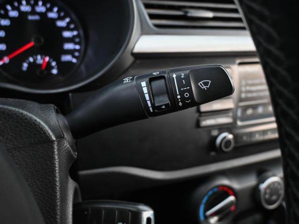 Kia Rio IV с пробегом 2018 года, цена 1 319 000 рублей, 98599 км, седан, Автокод Объявления