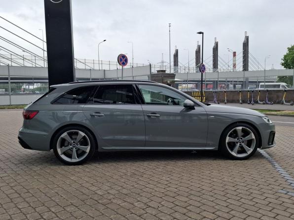 Audi A4 V (B9) Рестайлинг с пробегом 2019 года, цена 4 300 000 рублей, 124740 км, универсал, Автокод Объявления