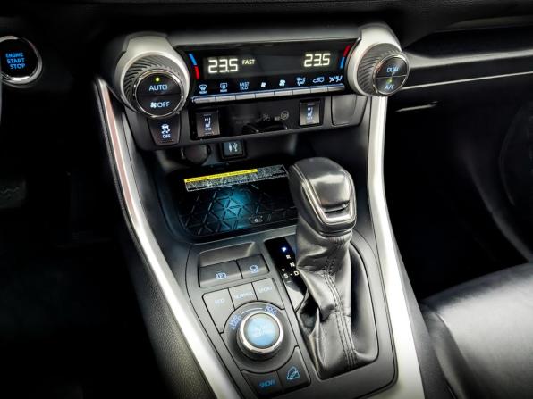 Toyota RAV4 V (XA50) с пробегом 2020 года, цена 2 800 000 рублей, 153555 км, внедорожник, Автокод Объявления