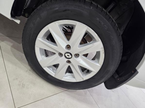 Renault Logan II Рестайлинг с пробегом 2020 года, цена 820 000 рублей, 136000 км, седан, Автокод Объявления
