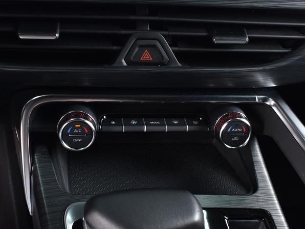 Geely Tugella I Рестайлинг с пробегом 2024 года, цена 3 199 999 рублей, 39748 км, внедорожник, Автокод Объявления