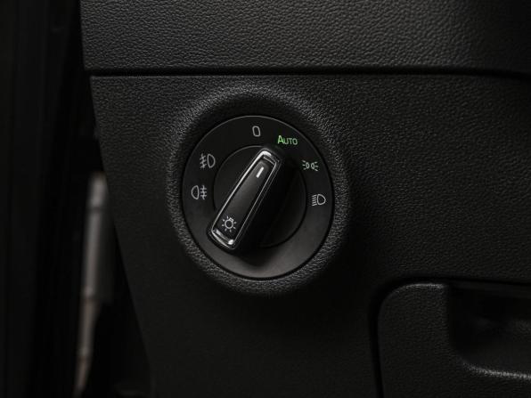 Skoda Karoq I с пробегом 2020 года, цена 2 423 540 рублей, 81149 км, внедорожник, Автокод Объявления
