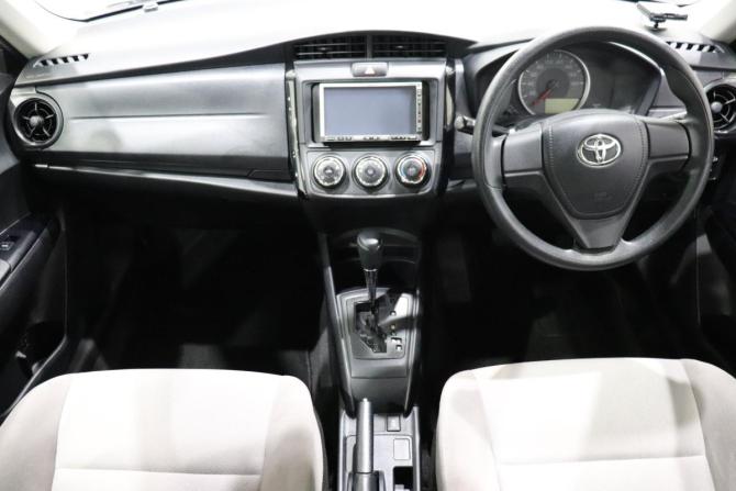 Toyota Corolla XI (E160 E170) Рестайлинг 2 с пробегом 2017 года, цена 1 070 000 рублей, 103994 км, седан, Автокод Объявления