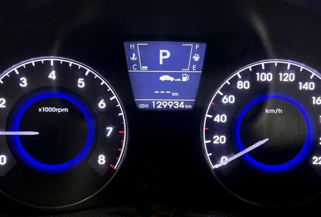 Hyundai Solaris I с пробегом 2014 года, цена 950 000 рублей, 129934 км, седан, Автокод Объявления
