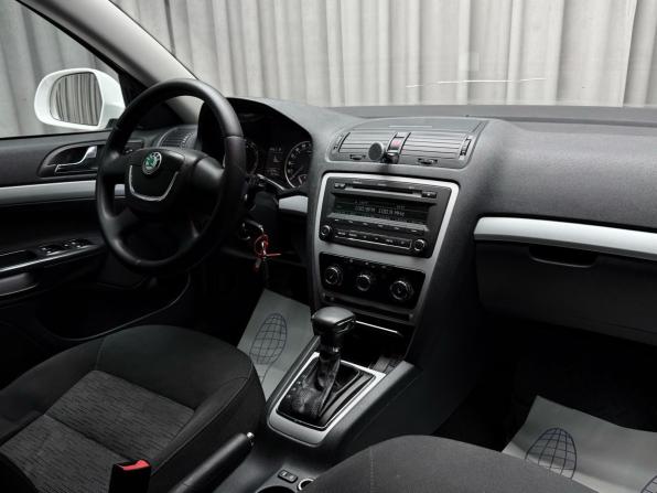 Skoda Octavia II (A5) Рестайлинг с пробегом 2011 года, цена 849 000 рублей, 172757 км, лифтбек, Автокод Объявления