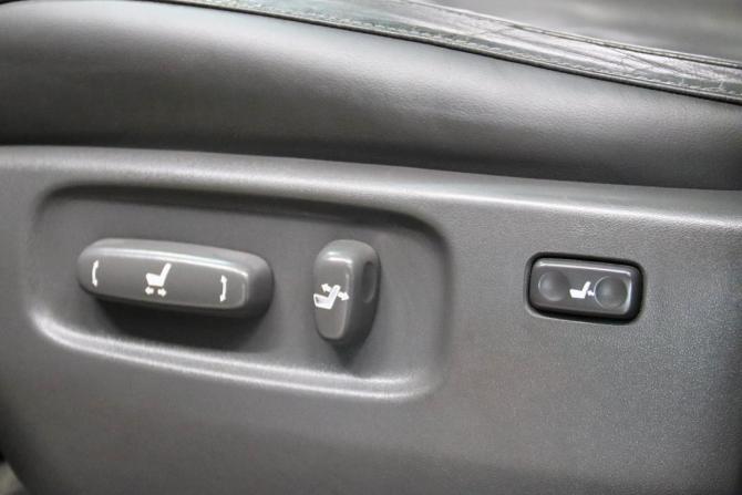 Toyota Land Cruiser 200 Series с пробегом 2010 года, цена 2 480 650 рублей, 541840 км, внедорожник, Автокод Объявления