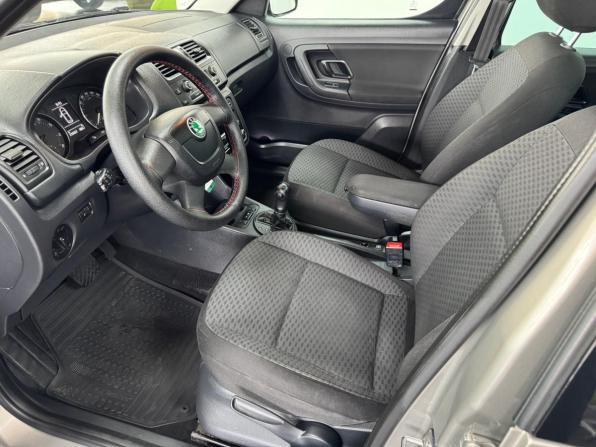 Skoda Roomster I Рестайлинг с пробегом 2011 года, цена 698 000 рублей, 239267 км, минивэн, Автокод Объявления