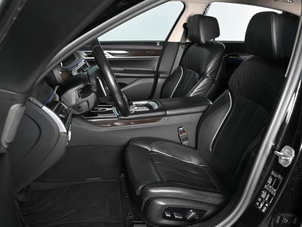 BMW 7 серии VI (G11/G12) Рестайлинг с пробегом 2021 года, цена 5 479 000 рублей, 172886 км, седан, Автокод Объявления