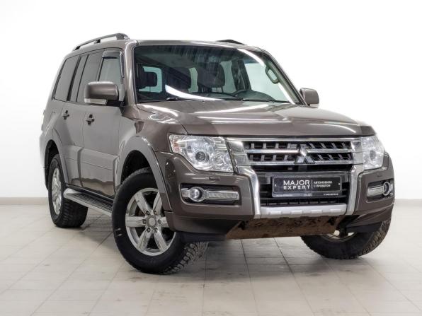 Mitsubishi Pajero IV Рестайлинг 2 с пробегом 2015 года, цена 2 515 000 рублей, 120717 км, внедорожник, Автокод Объявления