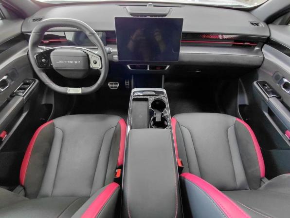 JETOUR DASHING I с пробегом 2024 года, цена 2 395 000 рублей, 2277 км, внедорожник, Автокод Объявления