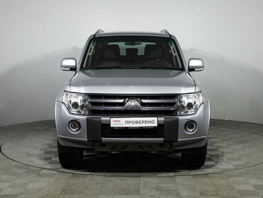 Mitsubishi Pajero IV Рестайлинг 1 Санкт-Петербург  - изображение 2