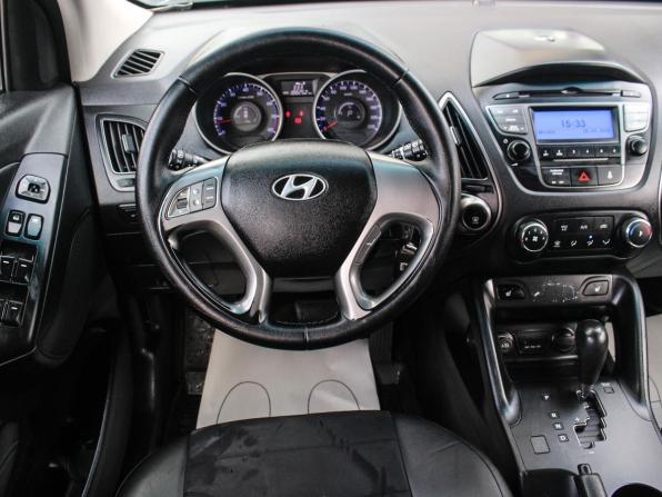 Hyundai ix35 I Рестайлинг с пробегом 2015 года, цена 1 150 000 рублей, 188000 км, внедорожник, Автокод Объявления