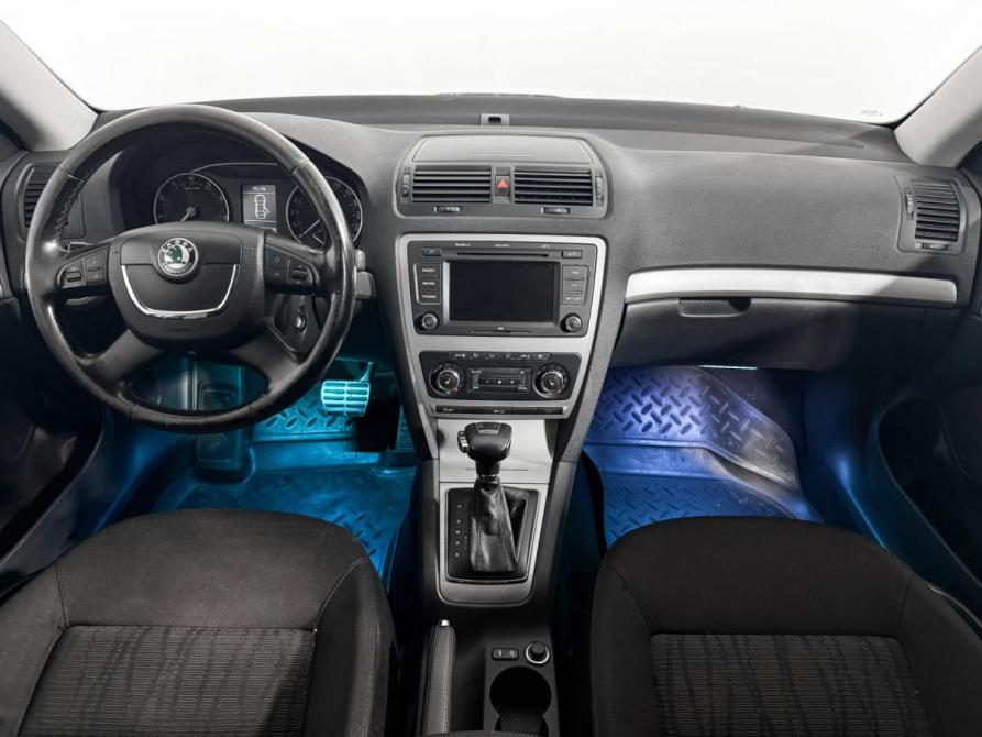 Skoda Octavia II (A5) Рестайлинг Санкт-Петербург  - изображение 15